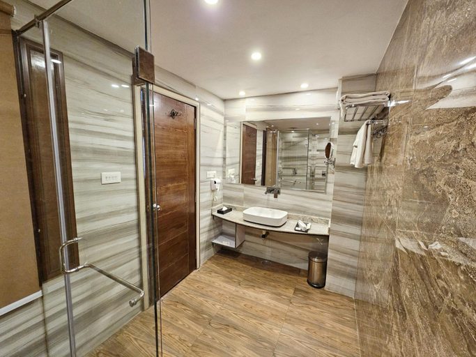 Bathroom 4, THE WALNUT CREEK, Anantnag