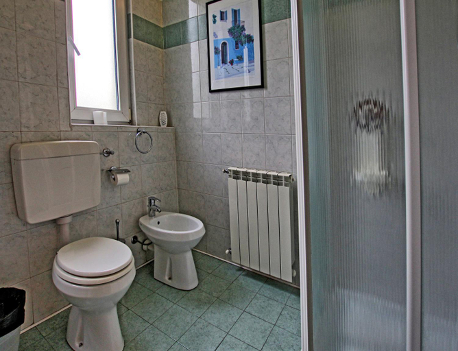 Bathroom 3, La Chiocciola Guesthouse Briantea, Como