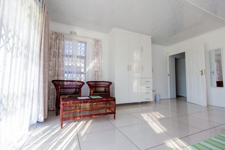 Others 4, Salush Guest House, Umkhanyakude