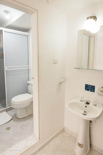 Bathroom 4, Sunset Hotel, San Andrés