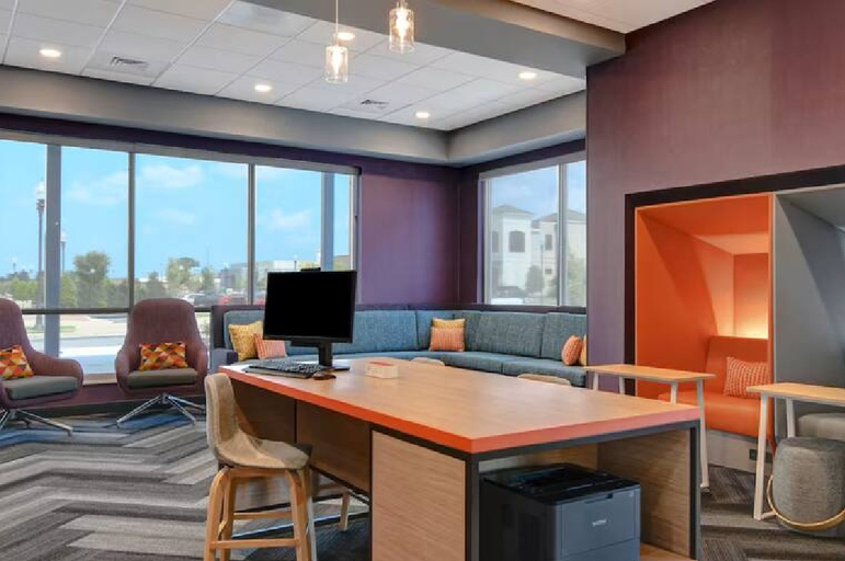 Public Area 2, Tru By Hilton Wilmington Wrightsville Beach, New Hanover