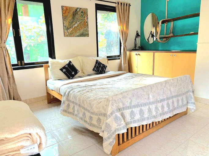 Bedroom 2, Parra Apartments, North Goa