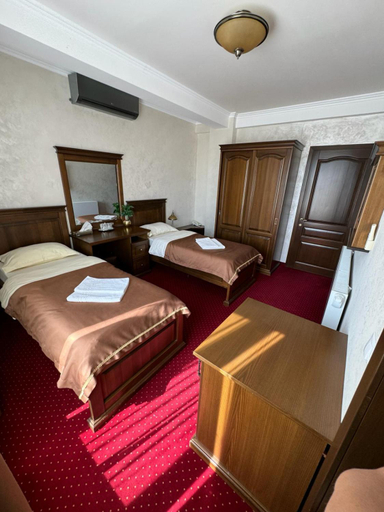 Bedroom 4, PENSIUNEA YDA, Turceni