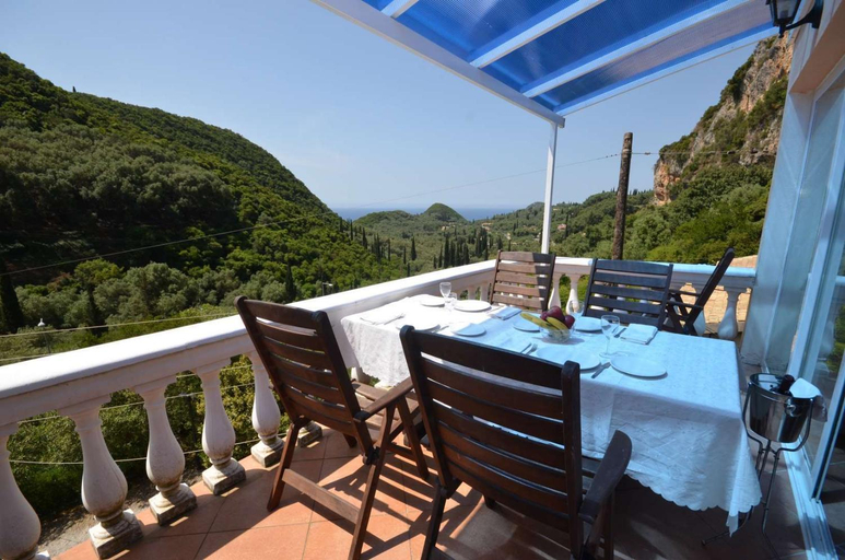 Others 5, villa alexandrer, Ionian Islands