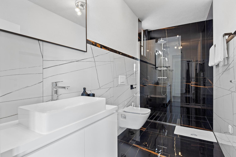Bathroom, Villa Belica, Medulin