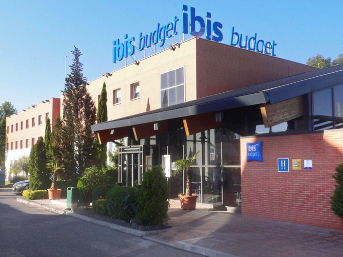 Exterior & Views 2, ibis budget Madrid Alcala de Henares La Dehesa, Madrid