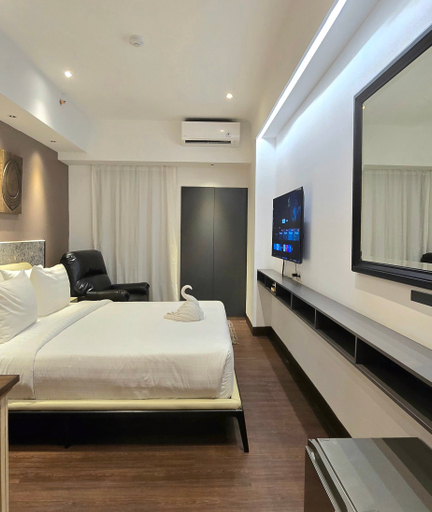 Others 2, Ayane with KING size bed @ benson, Surabaya