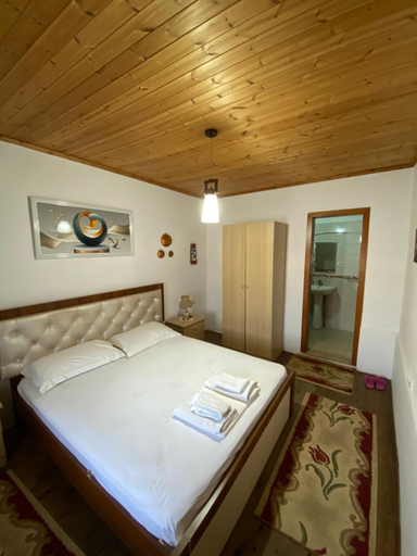Others 5, Aria Baci Guest House, Beratit