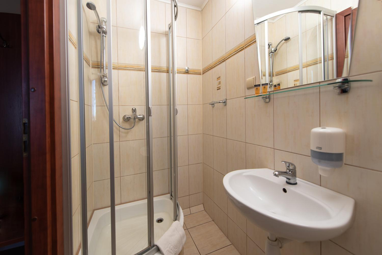 Bathroom 3, Hotel Grand Felix, Kraków
