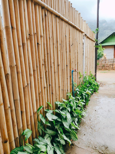 Others 4, Meexok guesthouse, Ngoi