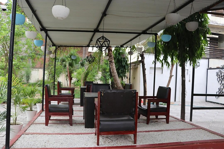 Others 5, Hotel Pahuna Ghar, Bheri