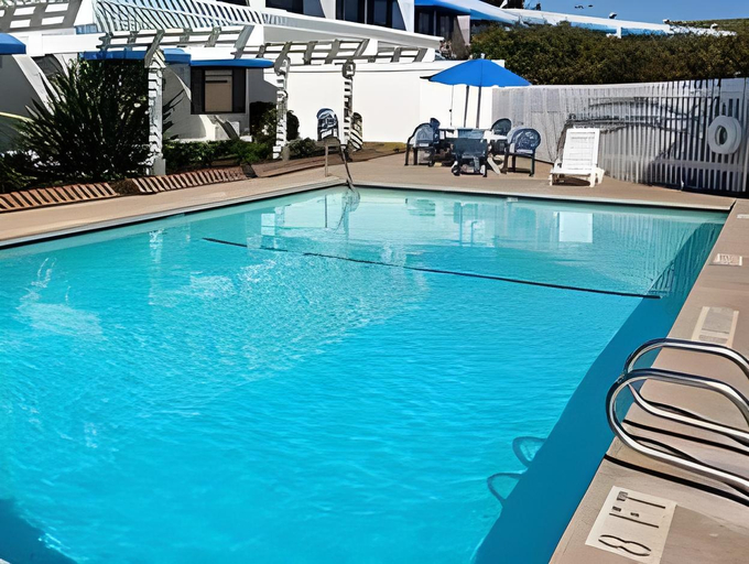 Sport & Beauty 4, Hampton Inn San Simeon Cambria, San Luis Obispo