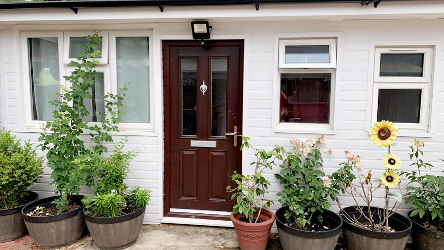 Others 3, Mon Repos Private Rooms Heathrow Airport, London