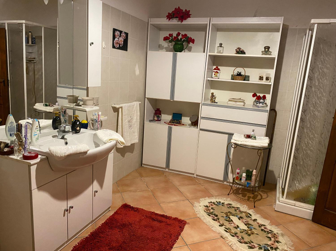 Bathroom 2, Peppina Home, Oristano