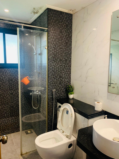 Bathroom 4, AR APARTMENTS GOA - SIOLIM, North Goa