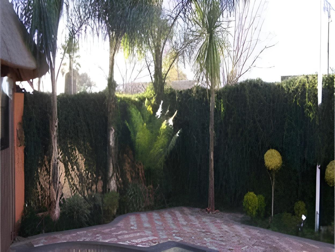 Others 3, Big "5" Guesthouse, Ekurhuleni