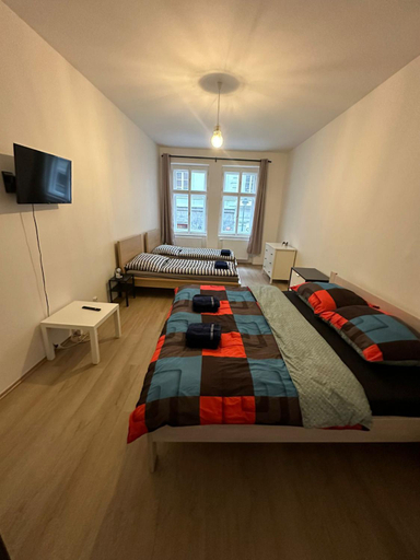 Others 3, Apartmany Soukenicka, Praha 7