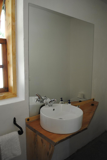 Bathroom 2, Hosteria de la Patagonia, General Carrera