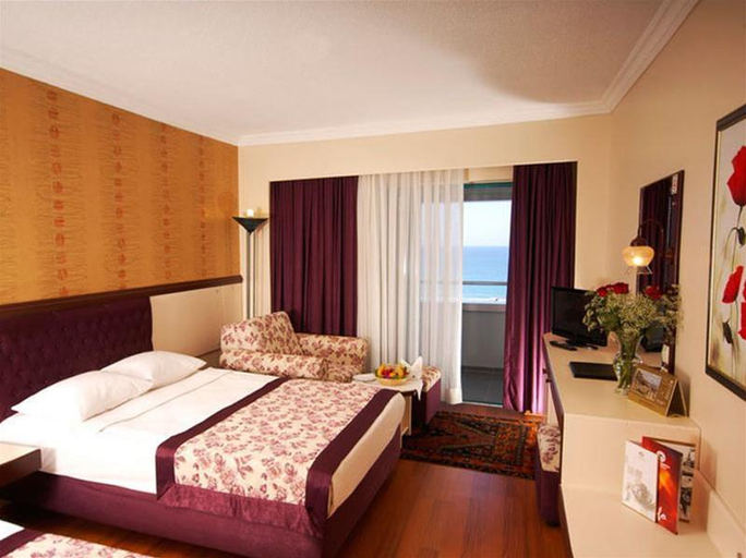 Bedroom 3, Kırbıyık Resort Hotel, Alanya