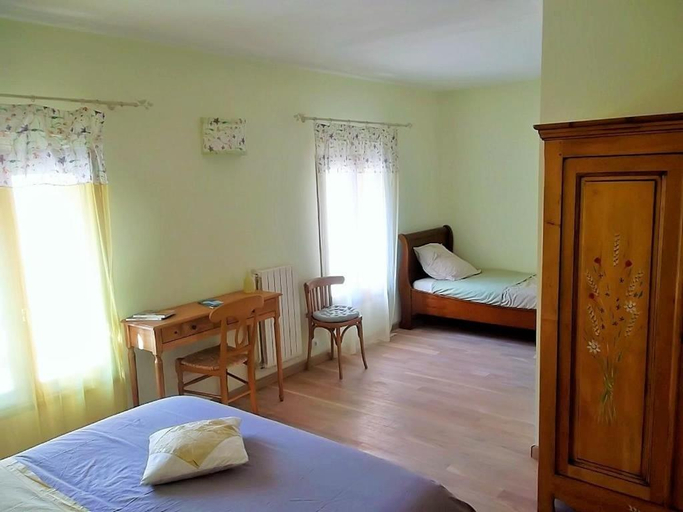 4, Comme un ecrin... Chambres et table d'hotes, Hautes-Alpes