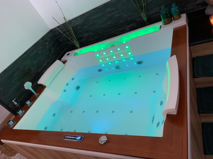 Others 5, L’atelier spa, Gard