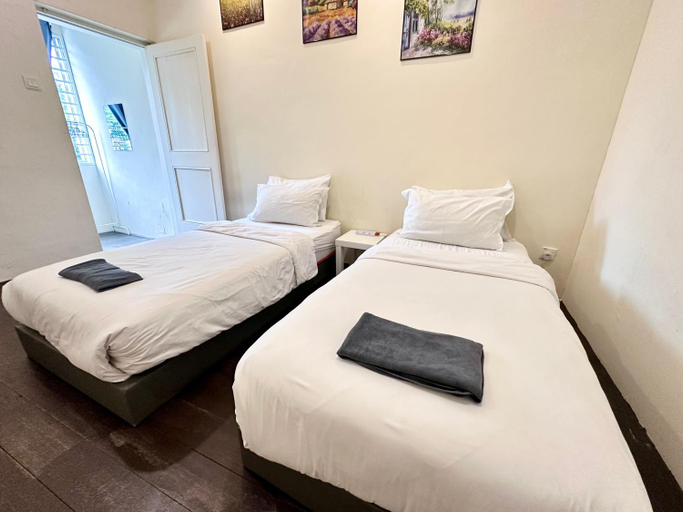 Bedroom 2, WW Hostel 22A Private Shower, Pulau Penang