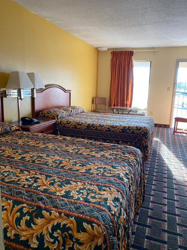 Bedroom 2, Best Inn, Columbia