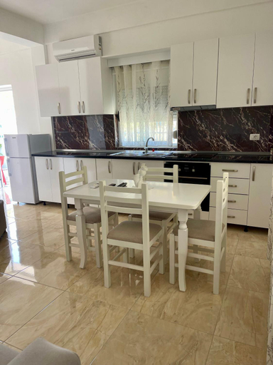 Others 5, Kristeo`s Apartaments, Vlorës