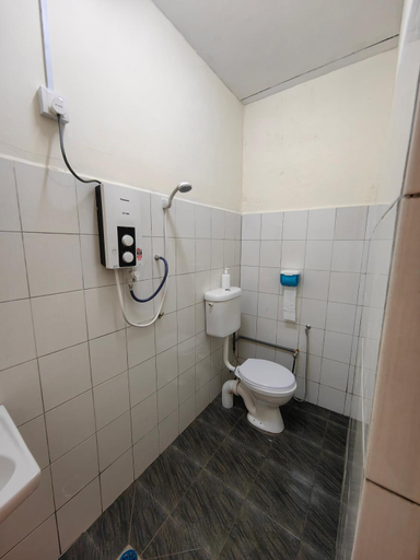 Bathroom 5, WW Hostel 22A Private Shower, Pulau Penang