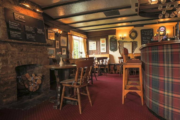Food & Drinks 4, The Greyhound Inn and Hotel, Monmouthshire