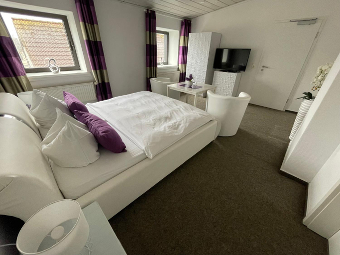 Bedroom 4, Hotel Schwanenburg, Kleve