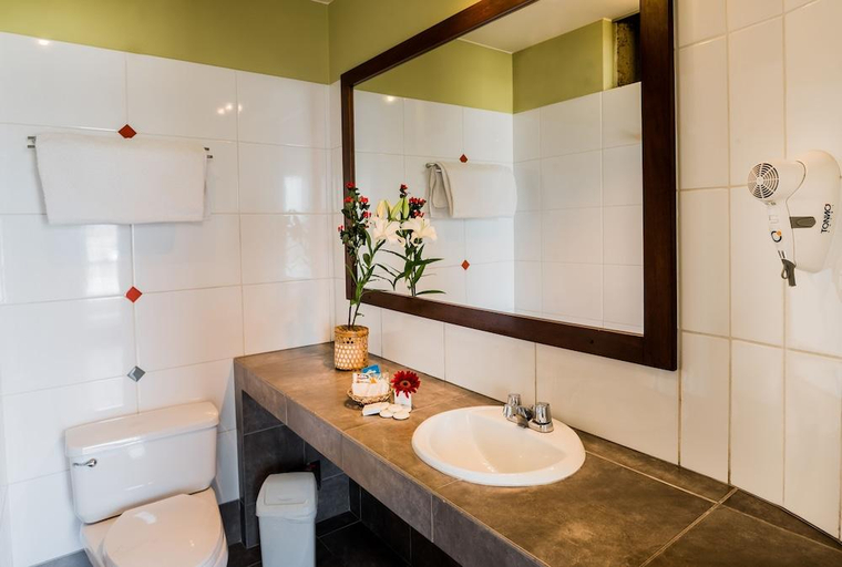 Bathroom 3, Hotel los Tambos Boutique, Arequipa