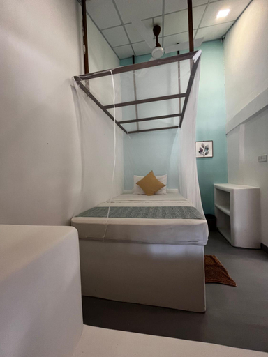 Bedroom 4, Windy Waves Beach Nature Resort & Kite School, Kalpitiya