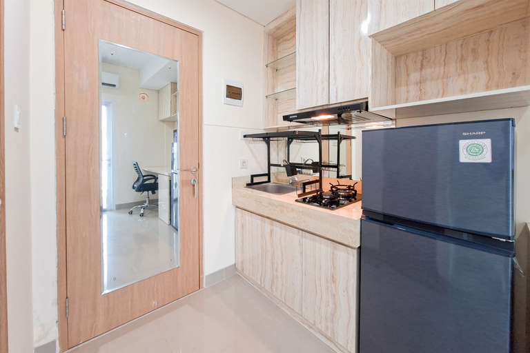 Others 2, Bright Studio Room Apartment at B Residence By Travelio, Tangerang Selatan