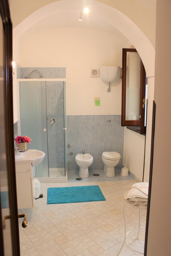 Bathroom 2, B&B Country Chic, Napoli