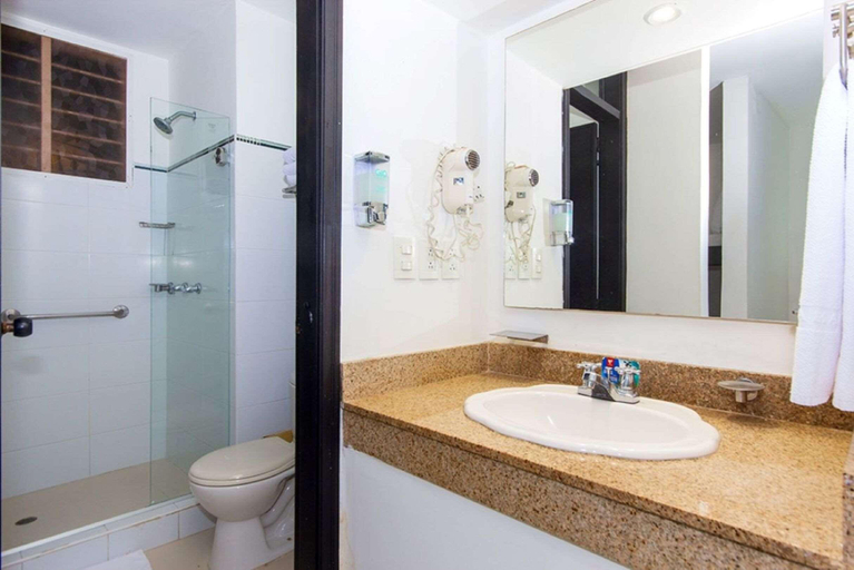 Bathroom 4, Tama Hotel Santa Marta, Santa Marta (Dist. Esp.)