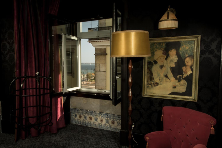 Others 5, Pensao Amor Madam's Lodge, Lisbon