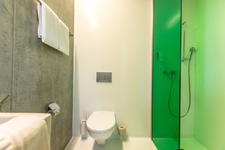 Bathroom 3, Basel Youth Hostel, Basel