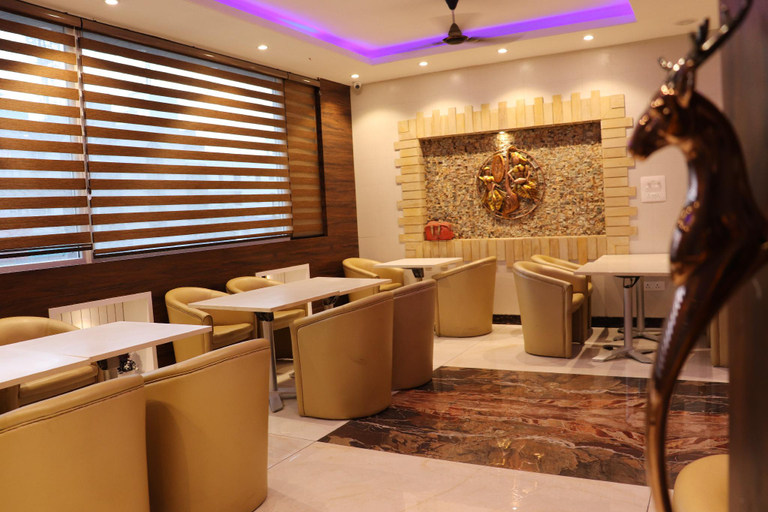 Others 3, Hotel President, Jodhpur
