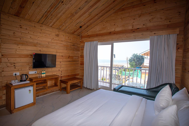 Bedroom 3, Dallas Beach Resort, North Goa