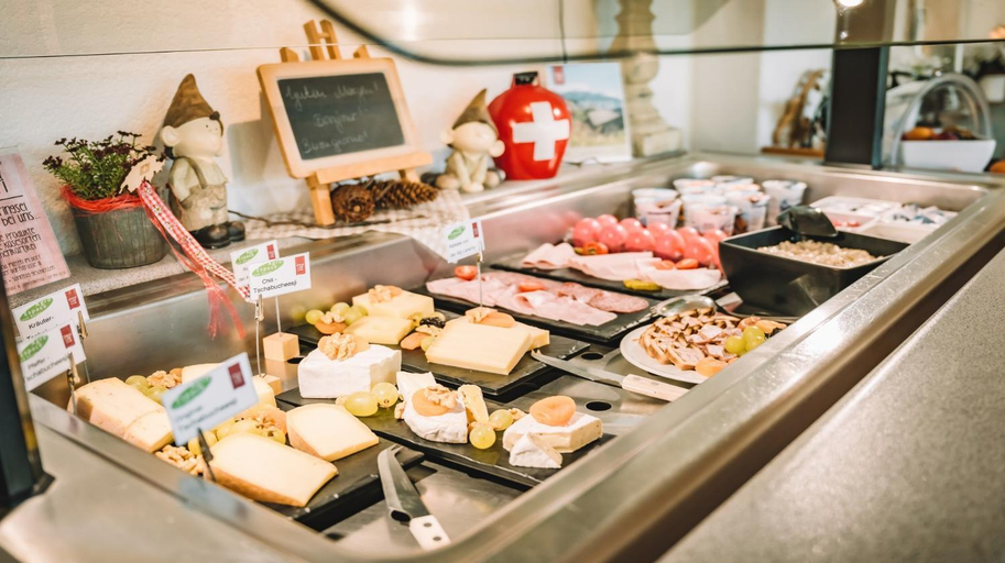 Food & Drinks 4, Hotel Paradis-Leukerbad-Therme, Leuk