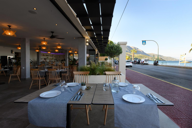 Food & Drinks, Ipsos Di Mare Hotel, Ionian Islands