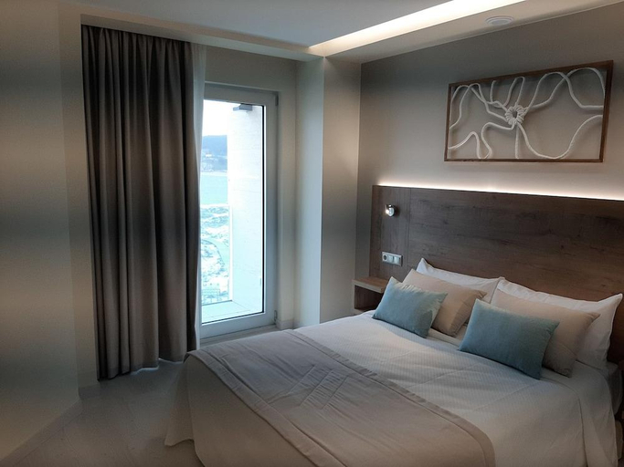 Bedroom 2, Hotel Boutique O Nautico Laxe, A Coruña