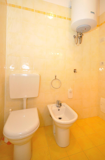 Bathroom 4, Apartments Villa Mara, Bibione, Venezia