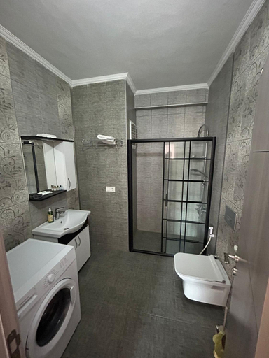 Others 3, Sanat Suit Hotel, Merkez