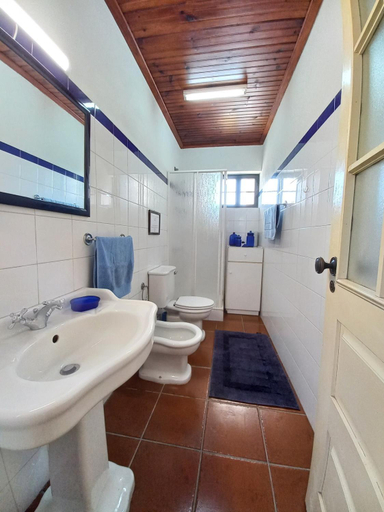 Others 4, Casa da Carlota, Ovar