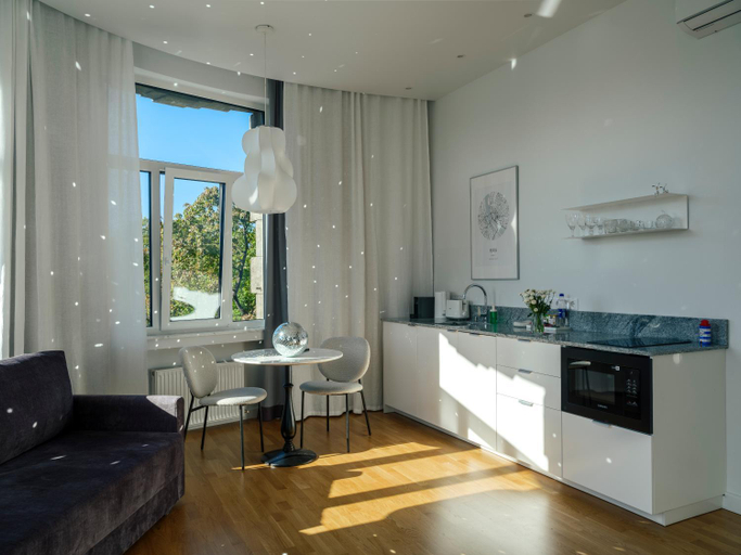 Others 5, MIRO Rooms Center - quiet chic, self check-in, Riga