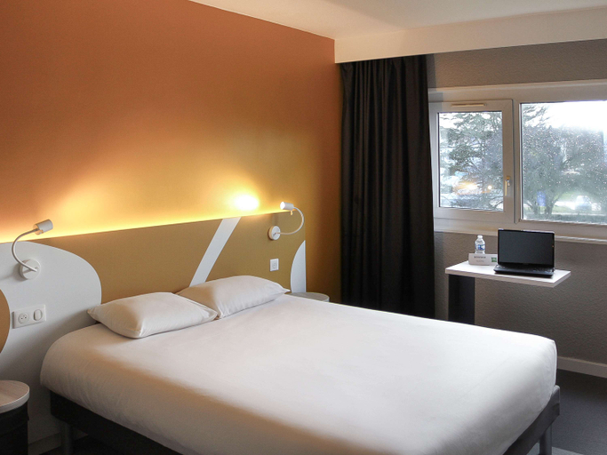 Bedroom 2, ibis Styles Beauvais (ex Mercure), Oise