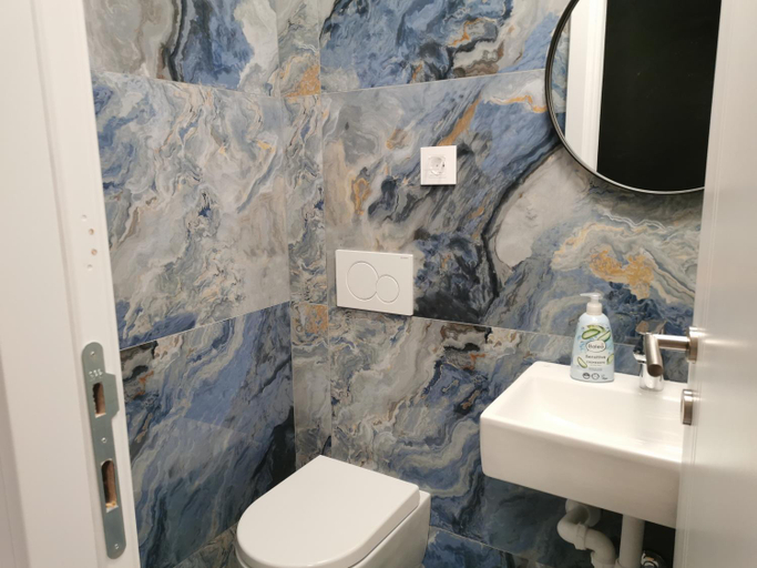 Bathroom 2, BG Exclusive Suites, Belgrade