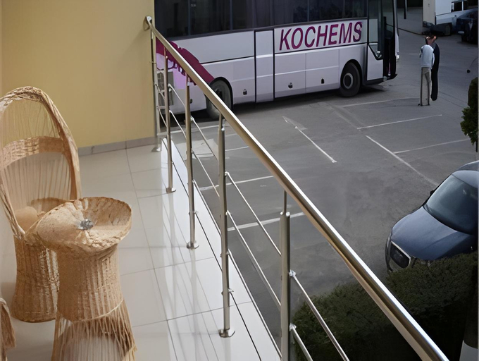 Others 5, Hotel Decebal, Brasov